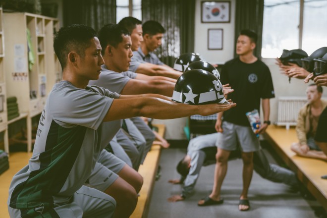 Netflix�V���[�Y�wD.P. �|�E�����ǐՊ��|�x�Ɛ�z�M��