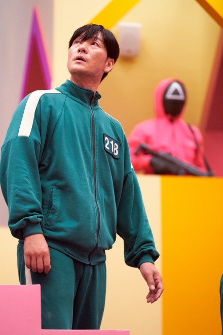 Netflix�V���[�Y�w�C�J�Q�[���x�Ɛ�z�M��