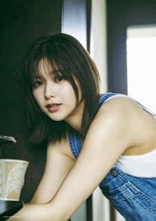 「配信購入者限定」櫻坂46 渡邉理佐 卒業メモリアルブック 抱きしめたくなる瞬間 Amazon.co.jp: 「配信購入者限定」櫻坂46 渡邉理佐 卒業