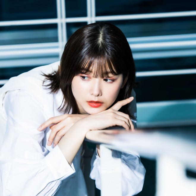 櫻坂46渡邉理佐「一つも悔いの残らないようにやりきった」卒業記念本で