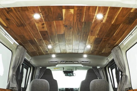 GORDON MILLER MOTORS�wGMLVAN V-01�x 