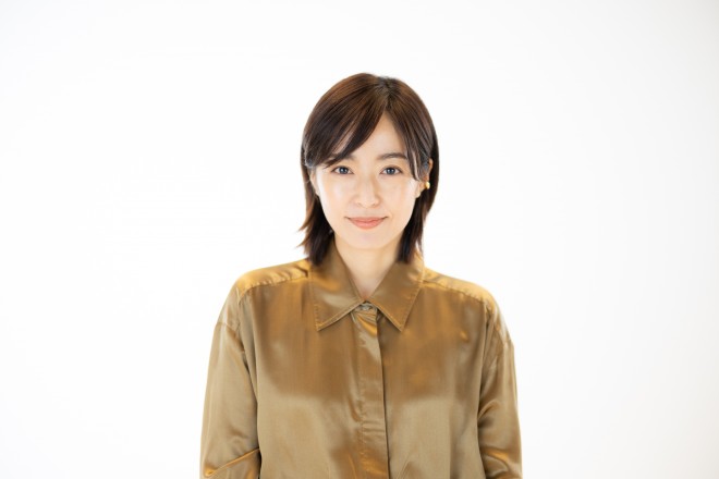 ���N�Ńf�r���[30���N���}�������^��