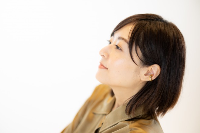 ���N�Ńf�r���[30���N���}�������^��