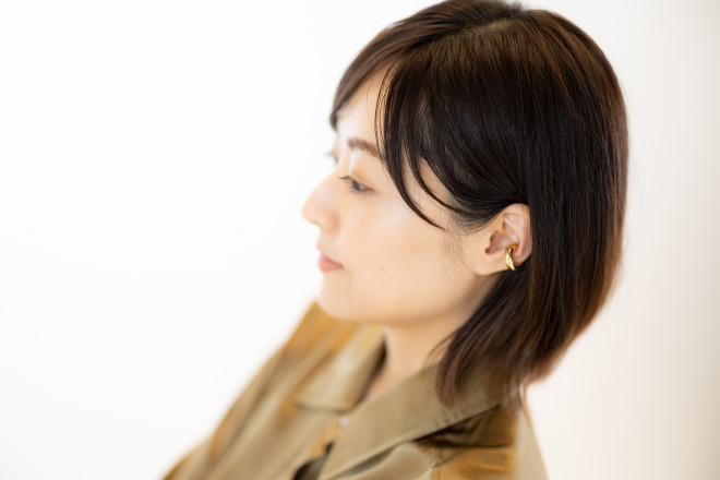 ���N�Ńf�r���[30���N���}�������^��