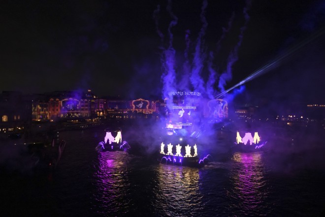 �f�B�Y�j�[�f��w�A���W���x�̃p�[�g