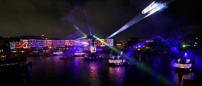 �f�B�Y�j�[�^�s�N�T�[�f��w�������o�[�E�~�[�x�̃p�[�g