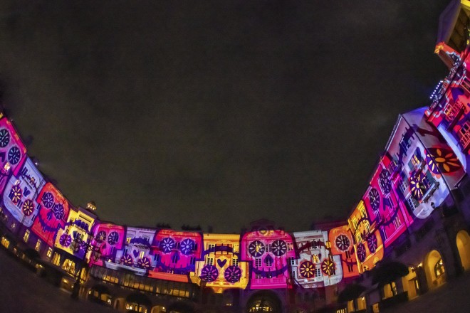 �f�B�Y�j�[�^�s�N�T�[�f��w�������o�[�E�~�[�x�̃p�[�g