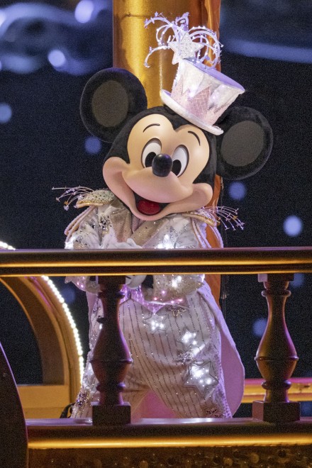 �w�r���[���I�`�V�[�E�I�u�E�h���[���X�`�x�t�B�i�[��