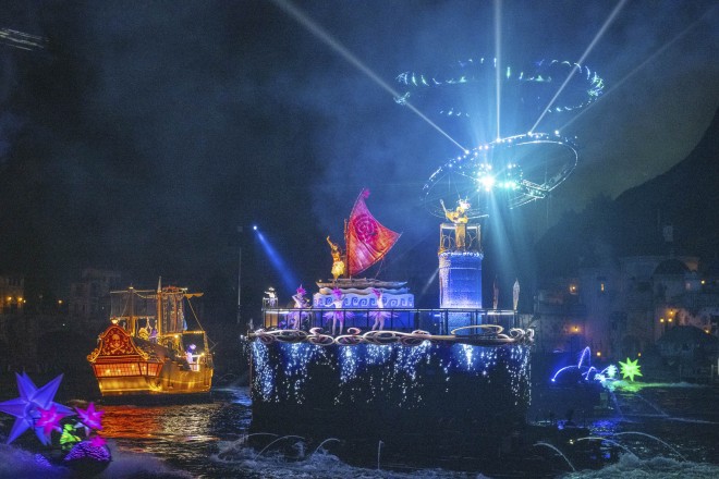 �w�r���[���I�`�V�[�E�I�u�E�h���[���X�`�x�t�B�i�[��