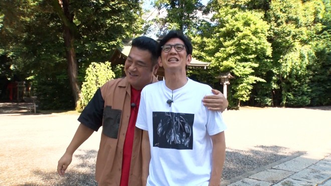 �A���^�b�`���u����MC�𖱂߂�w�Ђ炯�I�p���h���̔� �A���^�b�`���u��TV�x�i���T�Ηj ��9�F00�^�J���e���E�t�W�e���r�n�j