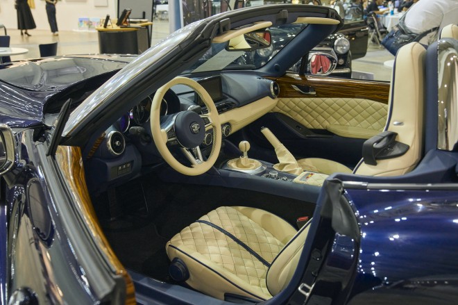 HURTAN JAPAN�w�O�����h�A���o�C�V�� �w���e�[�W�x�@�B�e�^���⑏