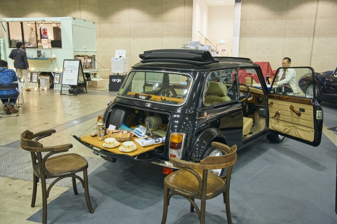 WARASHINA cars�W���̗l�q�@�B�e�^���⑏