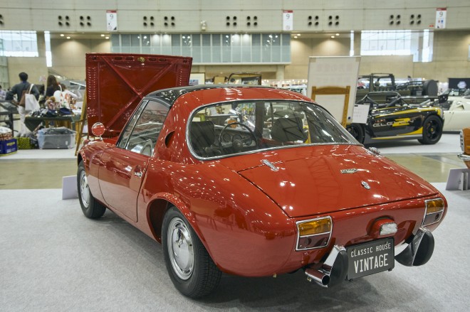 ���B���e�[�W�{�c�����ԁw�g���^�X�|�[�c800�x�@�B�e�^���⑏