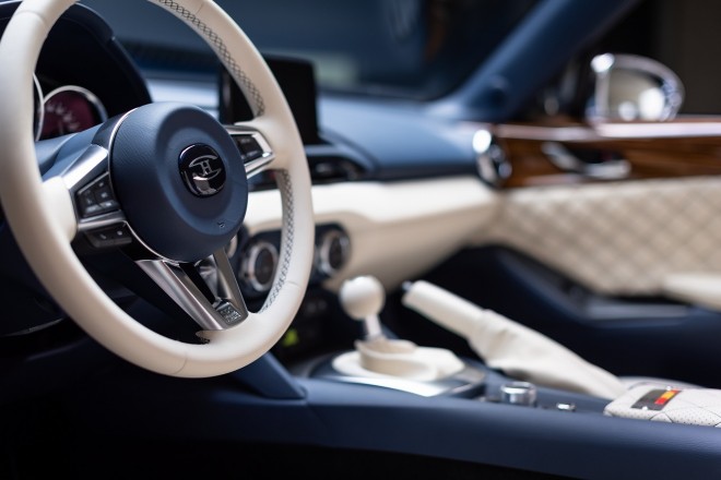 �t�[�^���E�I�[�g���[�r���Y �O�����h�A���o�C�V�� �w���e�[�W