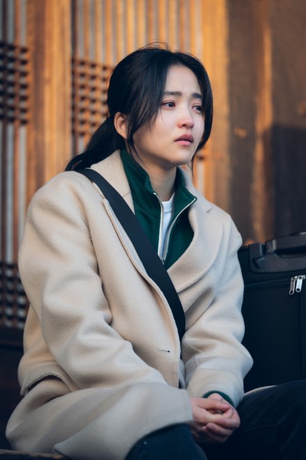 �w���S�x �f�B�Y�j�[�v���X �X�^�[�ɂēƐ�z�M�� �iC)STUDIO S. All rights reserved.