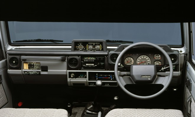 hN[U[ 70niBJ73V-MNj 1984