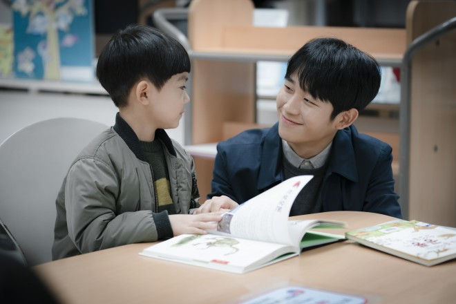 Netflix�V���[�Y�w����t�̖�Ɂx�Ɛ�z�M�� 