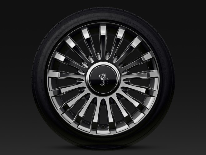 �g���^ �Z���`�����[ �V�^���f���i2023�N�j