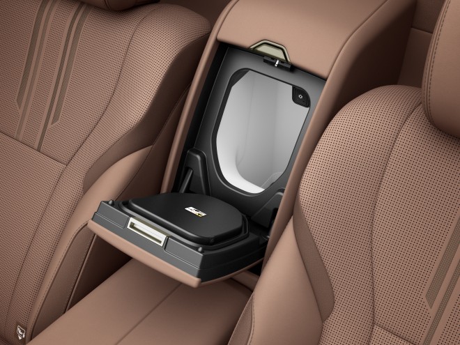 �g���^ �Z���`�����[ �V�^���f���i2023�N�j