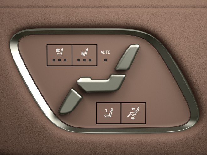 �g���^ �Z���`�����[ �V�^���f���i2023�N�j