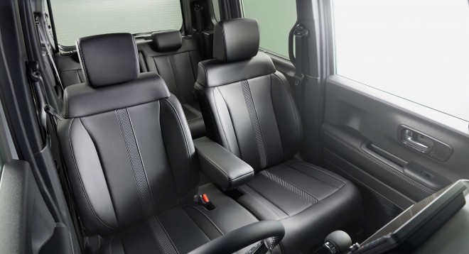 �z���_ �V�^�wN-BOX�x