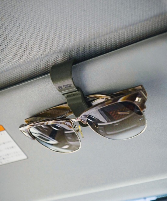 �T���O���X�z���_�[�@�V���O��680�~�A�c�C��1,480�~