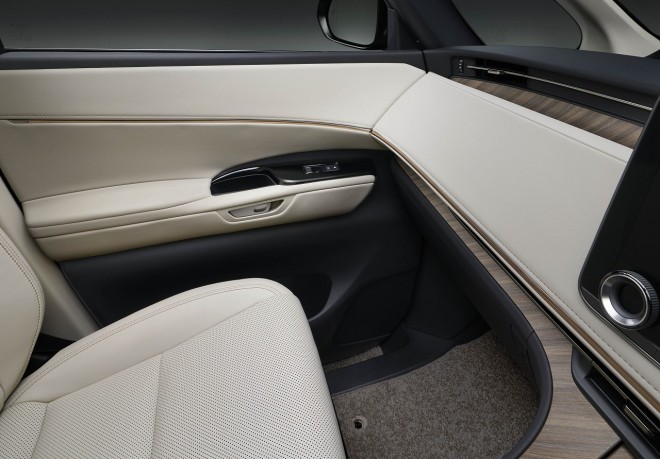 ���N�T�X�V�^�wLM�x