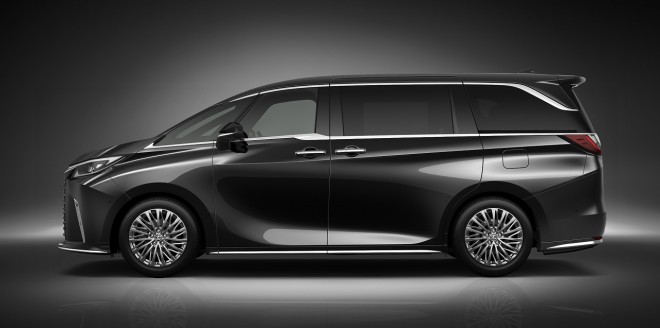 ���N�T�X�V�^�wLM�x