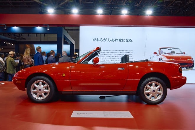 ���[�m�X���[�h�X�^�[�i����j