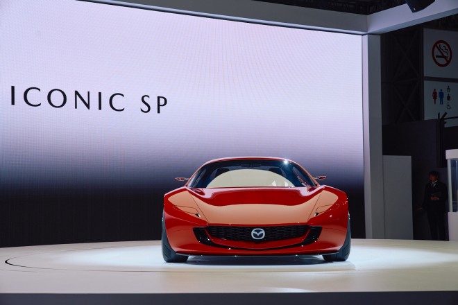 MAZDA ICONIC SP�i�}�c�_�A�C�R�j�b�N �G�X�s�[�j
