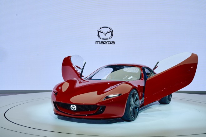 MAZDA ICONIC SP�i�}�c�_�A�C�R�j�b�N �G�X�s�[�j