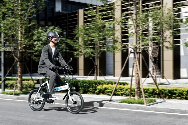 �X�Y�L�ue-PO�i�C�[�|�j�v�@�ʐ^�^�X�Y�L