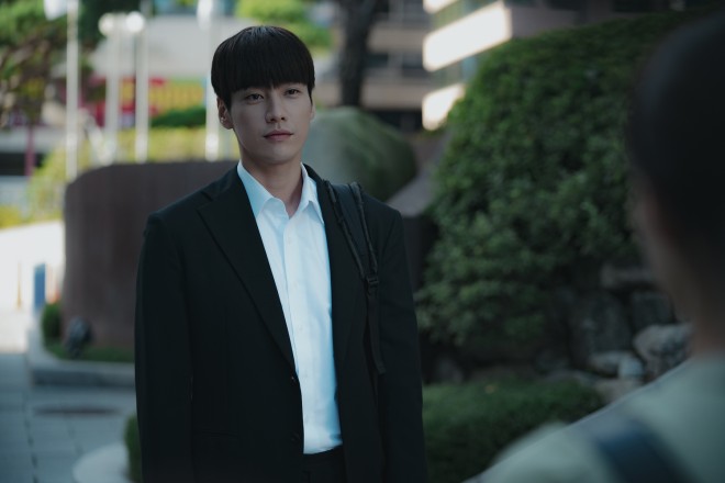 �w�����ƌ����āx�iC�j2023 Disney and its related entities 