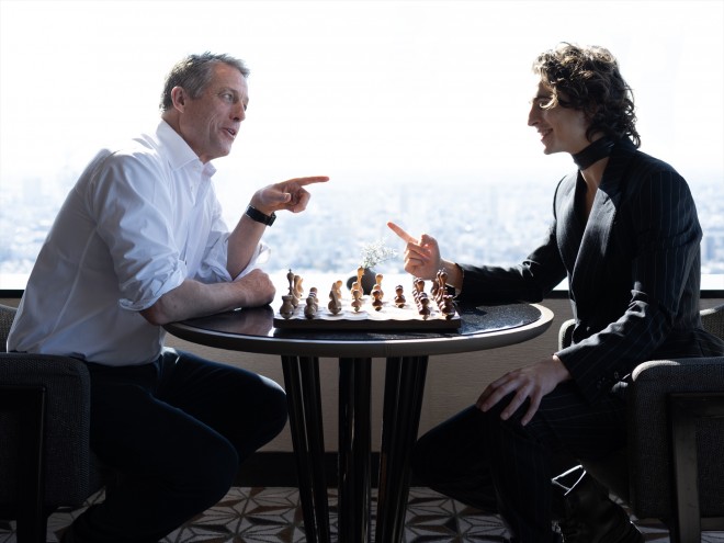  �iC�j Julian Ungano