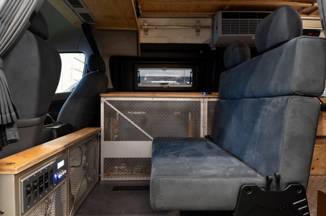 GORDON MILLER MOTORSwGMLVAN G-01x