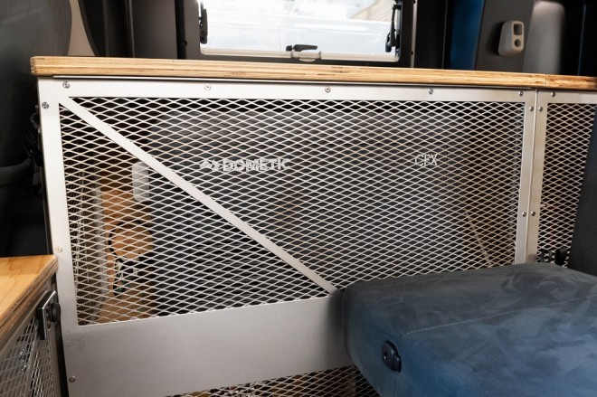 GORDON MILLER MOTORSwGMLVAN G-01x