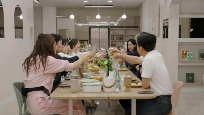 �w��芷������2�xU-NEXT�Ɛ茩����z�M���iC�jTVING Co., Ltd, All Rights Reserved 