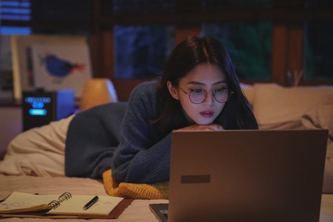 �w�T�E���h�g���b�N�@��1�x �f�B�Y�j�[�v���X �X�^�[�ɂđS�b�Ɛ�z�M�� �iC�j 2024 Disney and its related entities 