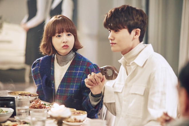 �w�͂̋����� �g�E�{���X���xU-NEXT�Ɛ�z�M���iC�jJcontentree corp. all rights reserved / JTBC / 2017 