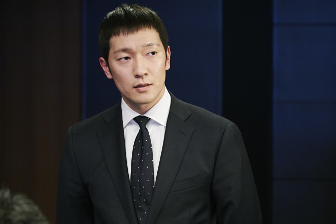 Netflix�V���[�Y�w�T�o�C�o�[�@60���Ԃ̑哝�́x�Ɛ�z�M�� 