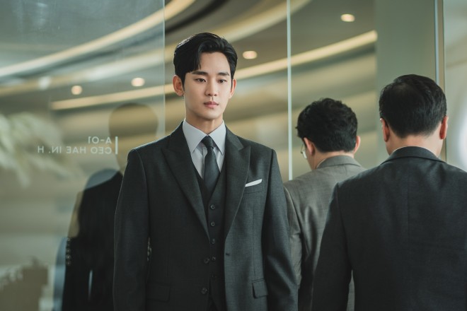 NetflixV[Yw܂̏xƐzM