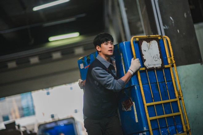 NetflixV[YwTCRǑvxƐzM