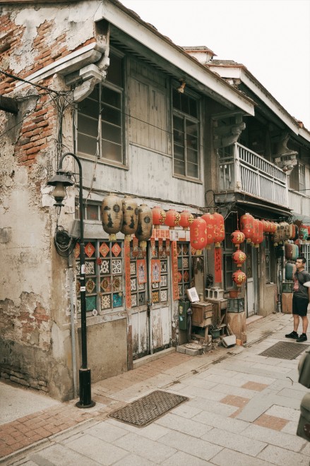  �iC�j2024�u�t18�~2�vFilm Partners