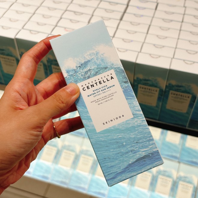 �uSKIN1004 �q�A��-�V�J�E�H�[�^�[�t�B�b�g�T���Z�����v �i�B�e�F�񖓈��q�j