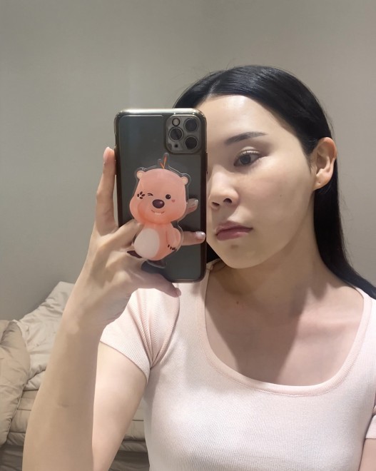 ���ǃ��[�U�[ �B�e�F��ݐ^�R