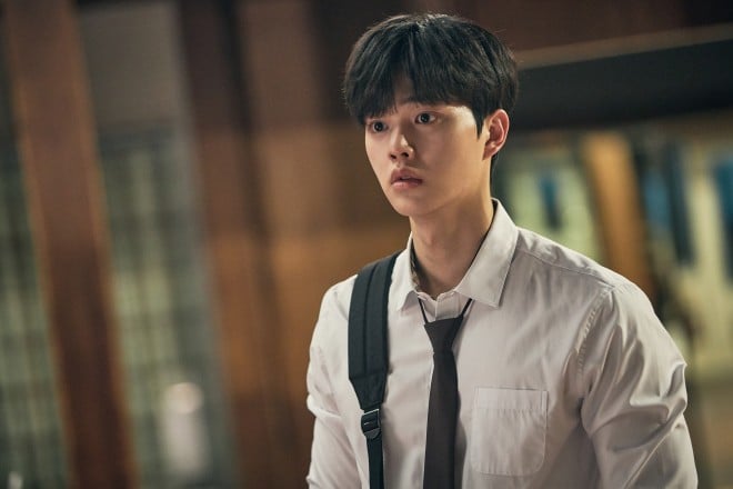 Netflix�I���W�i���V���[�Y�w�i�r���� �|����ł����͕����|�x�Ɛ�z�M�� 