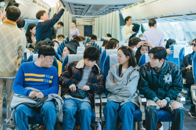 Netflix�V���[�Y�w�T���_�����ւ悤�����x�Ɛ�z�M�� 