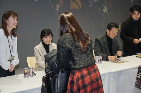 �w���w�b���x�|�b�v�A�b�v�X�g�A �iC�jYC�Erak hyun/LINE Digital Frontier