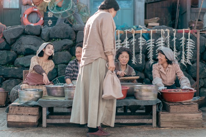 Netflix�V���[�Y�u�����ꂳ�܁v�Ɛ�z�M�� 