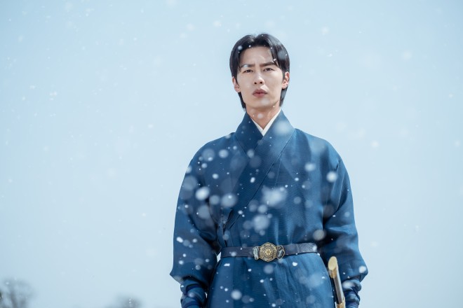 Netflix�V���[�Y�w�ҍ��x�Ɛ�z�M�� 